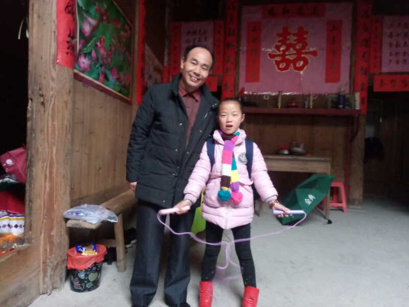 黄丹.jpg