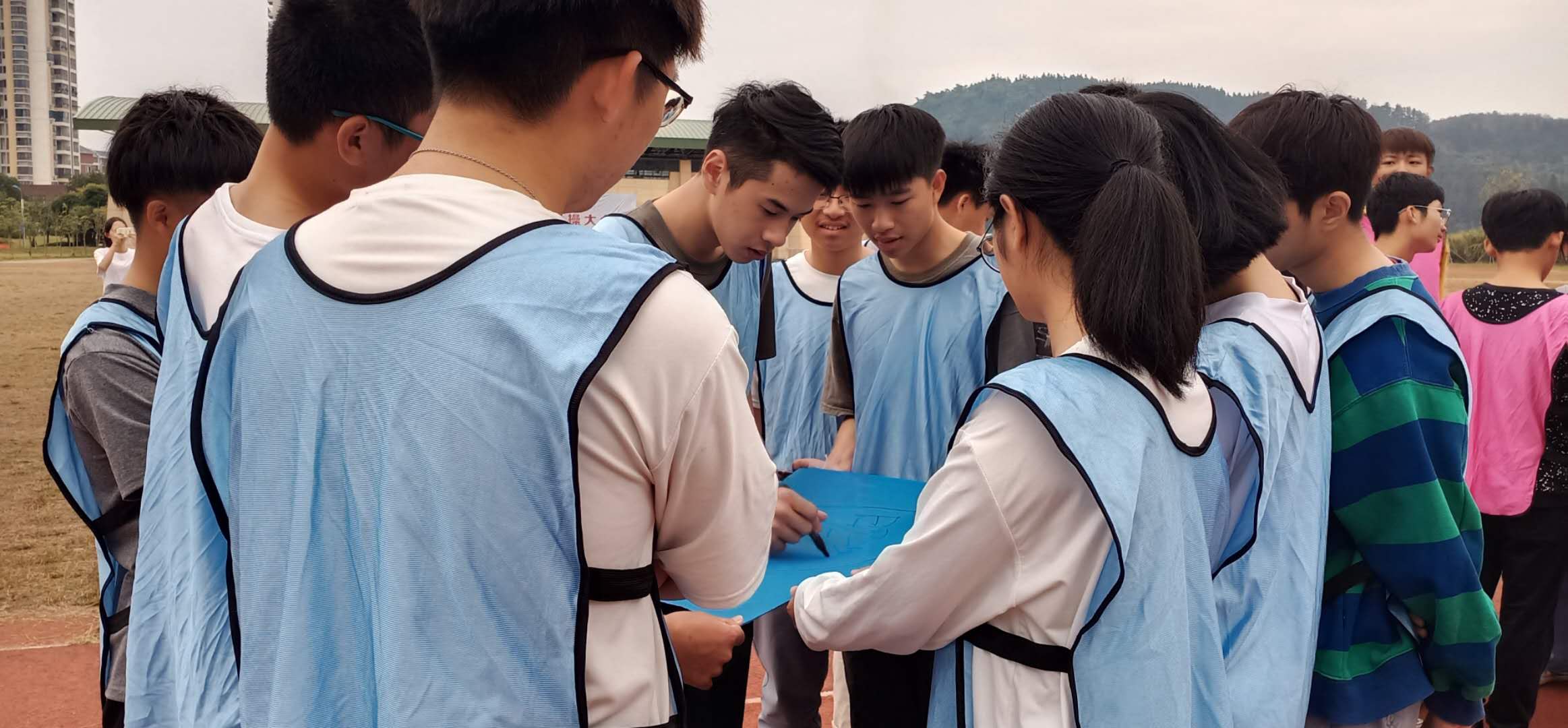 02.jpg