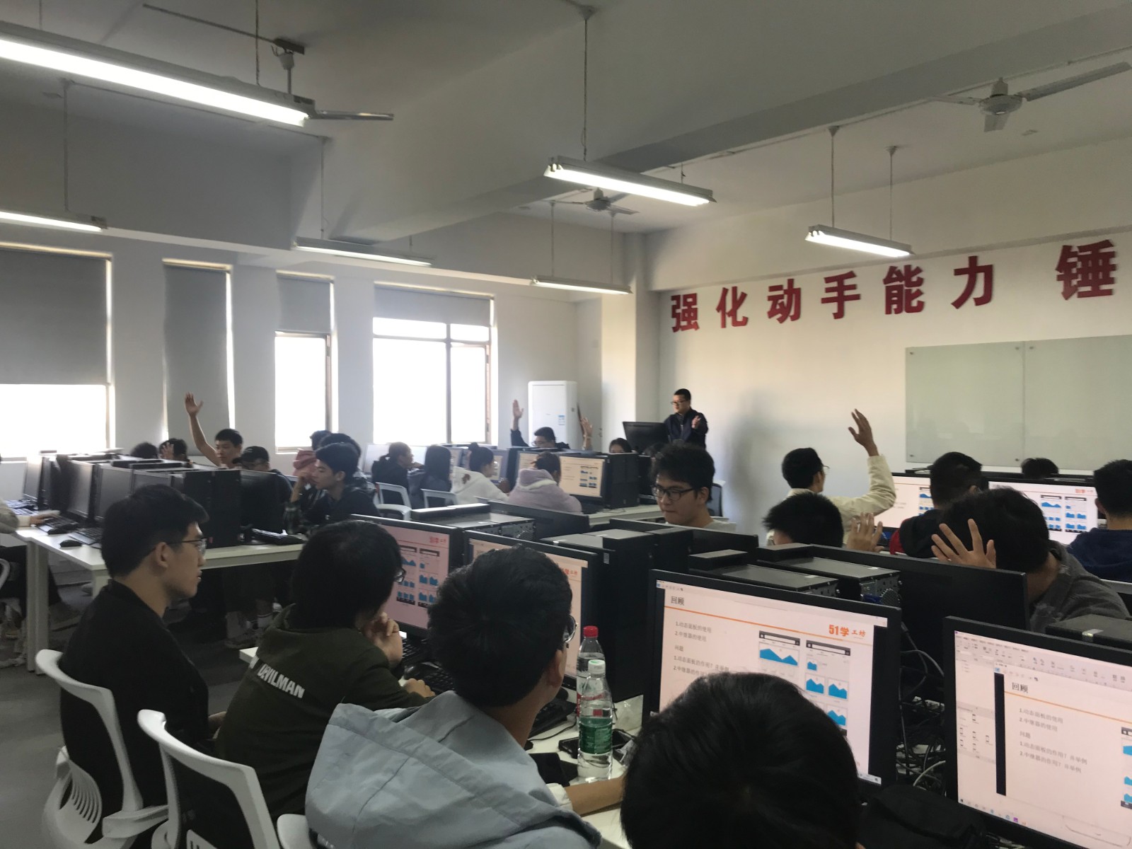 微信图片_20201111094122.jpg 微信图片_20201111094122.jpg