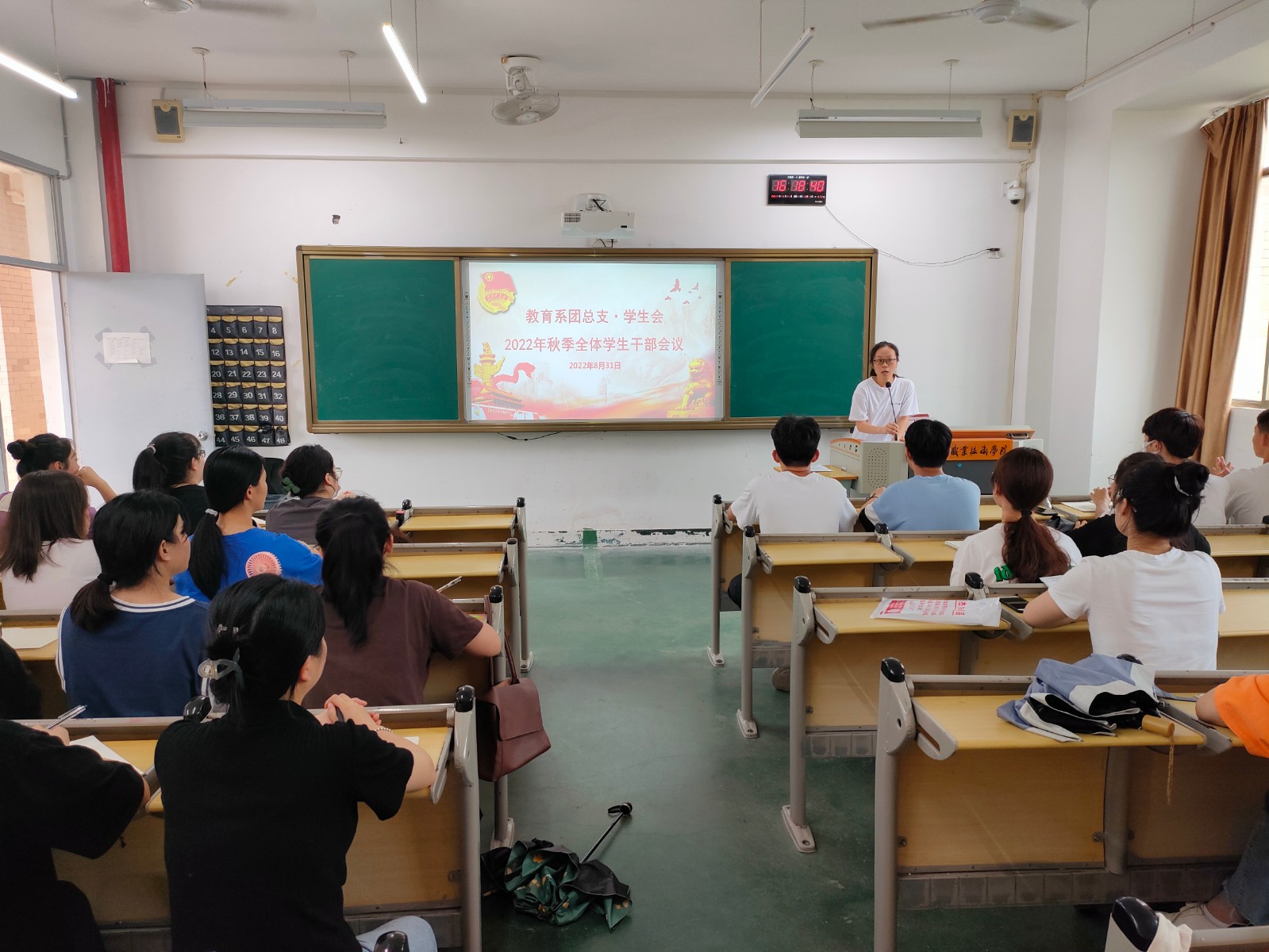 刘彩云.jpg 刘彩云.jpg