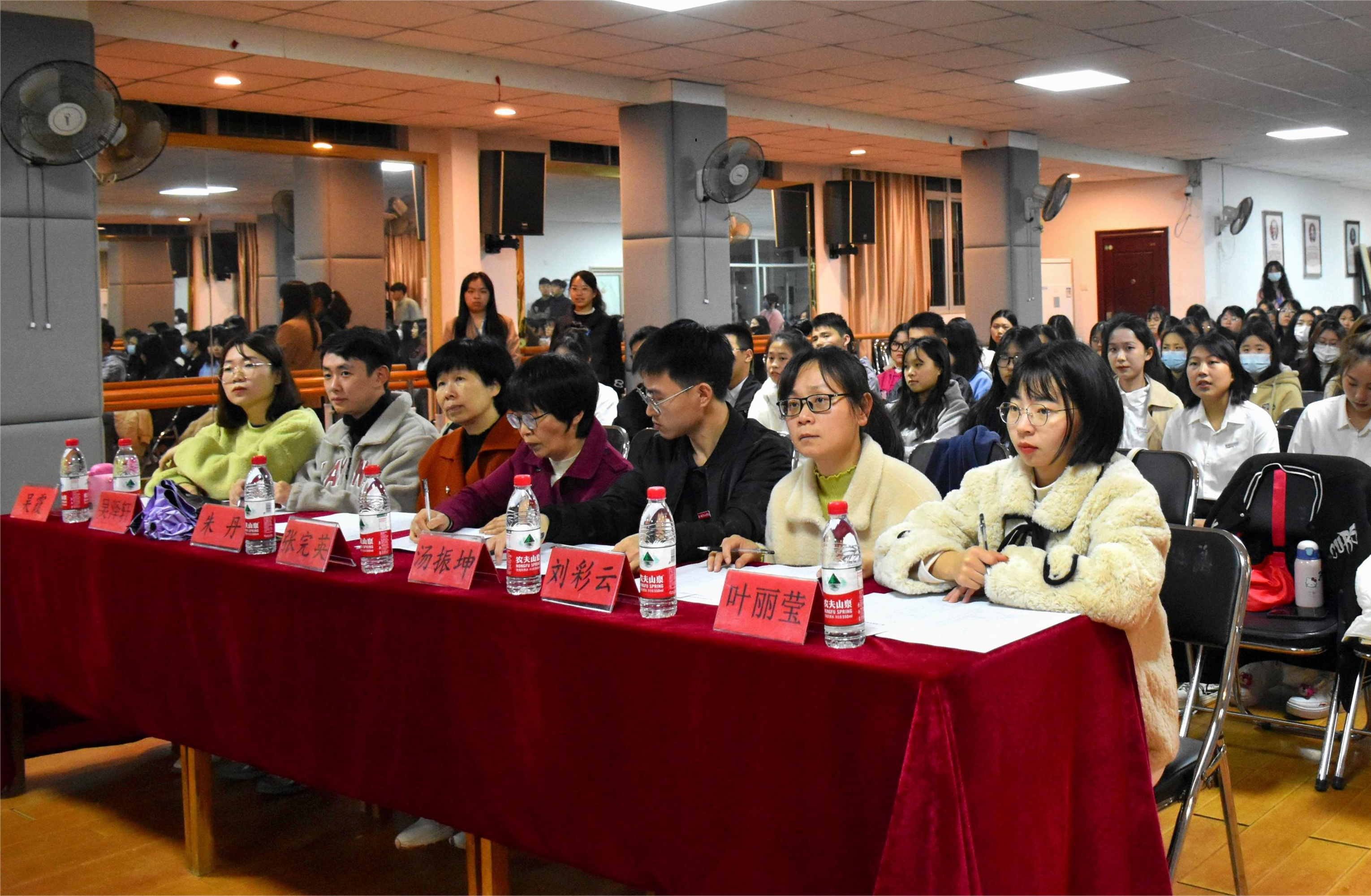 图片2.png 图片2.png