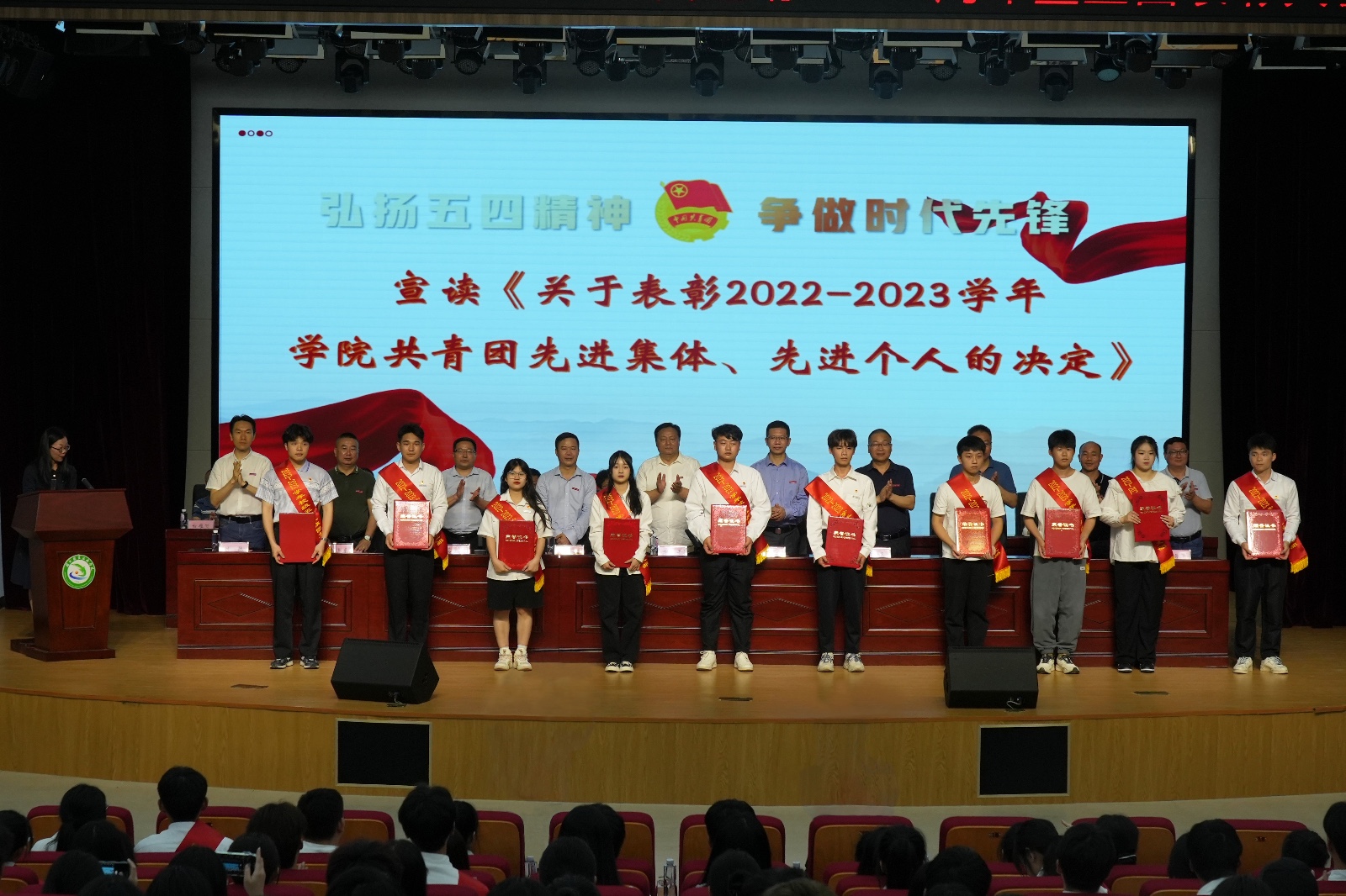 DSC08250.jpg