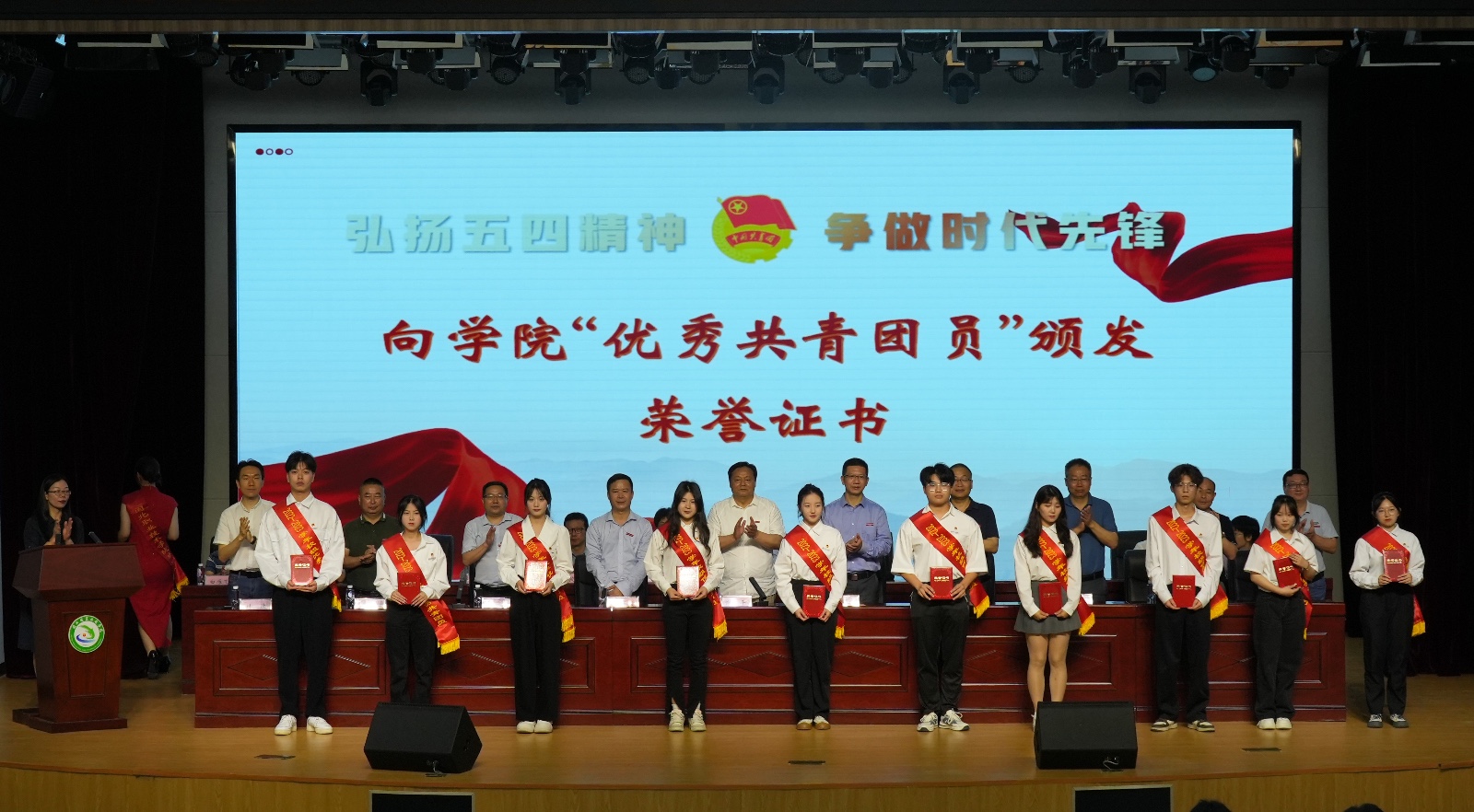 DSC08270.jpg