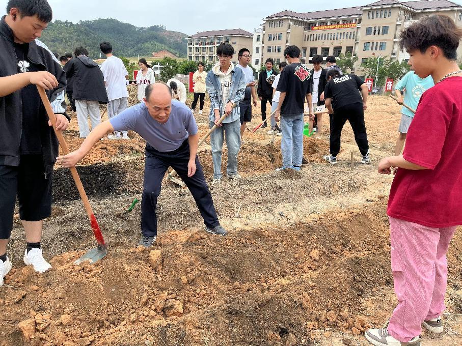 图片1.jpg 图片1.jpg