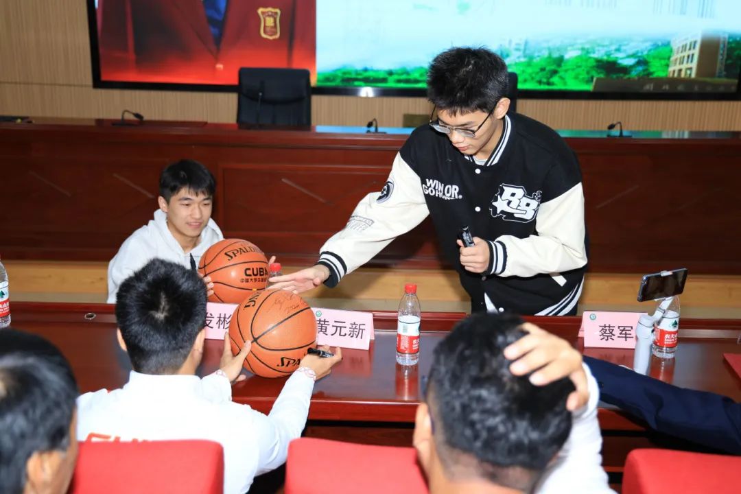 微信图片_20241124211156.jpg