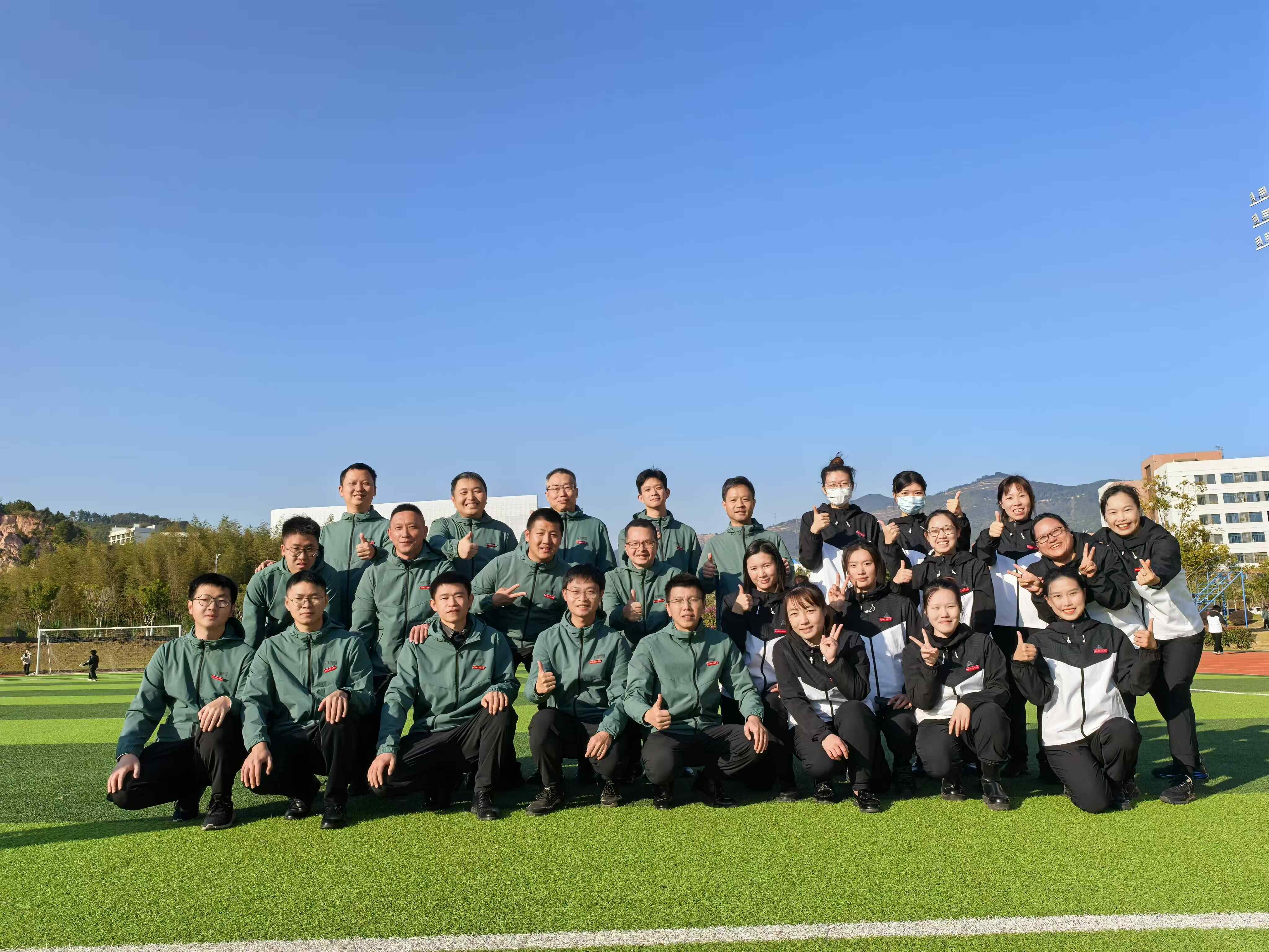 信息系(1).jpg 信息系(1).jpg