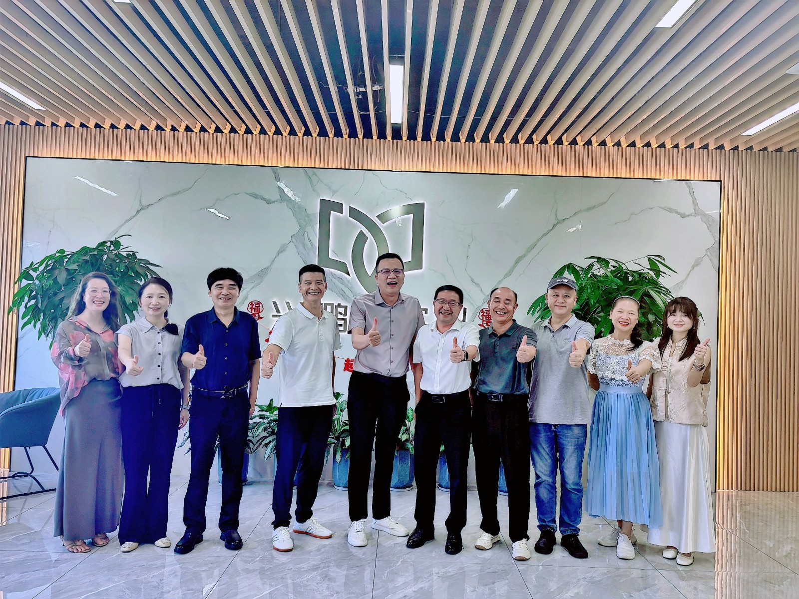 在厦门兴鹏程实业有限公司.jpg